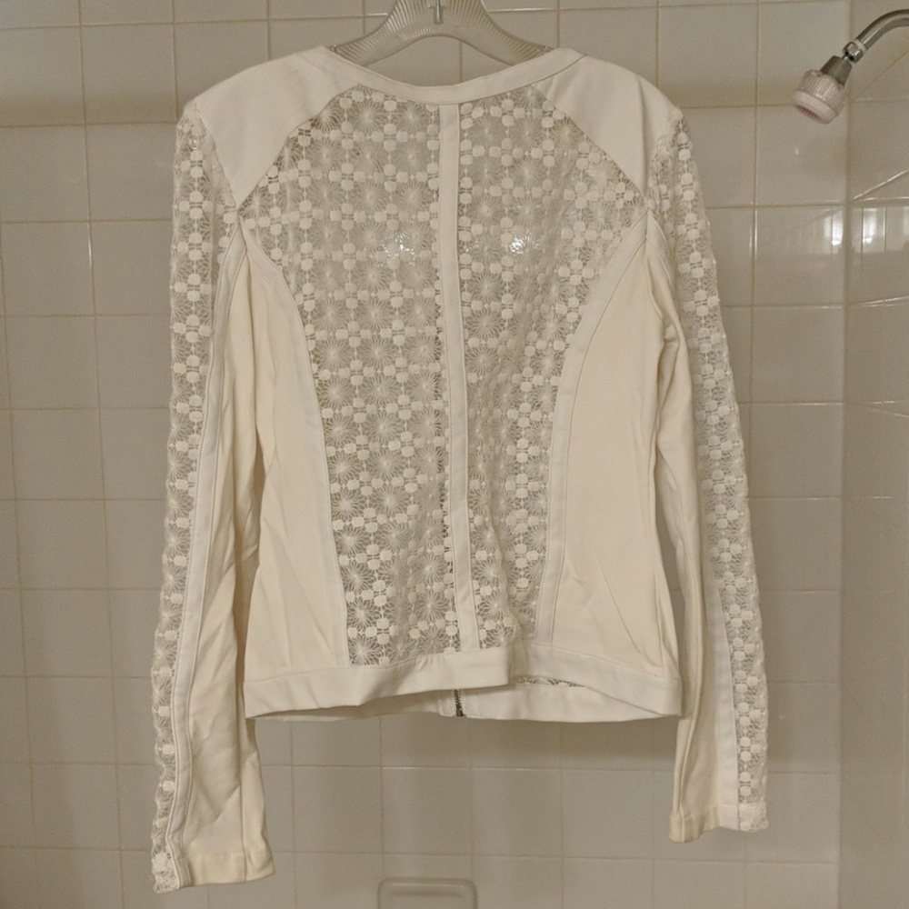 Spring jacket - Picture 3 of 3